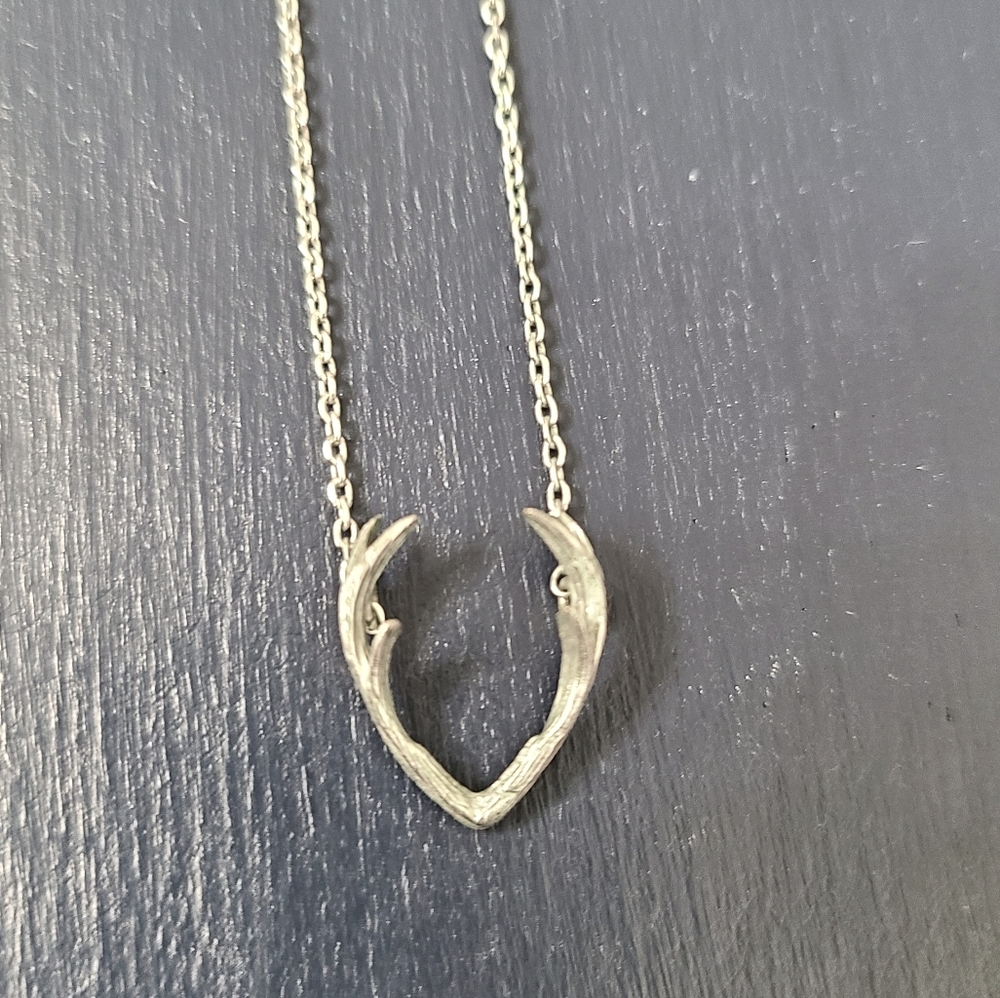 Deer antler necklace